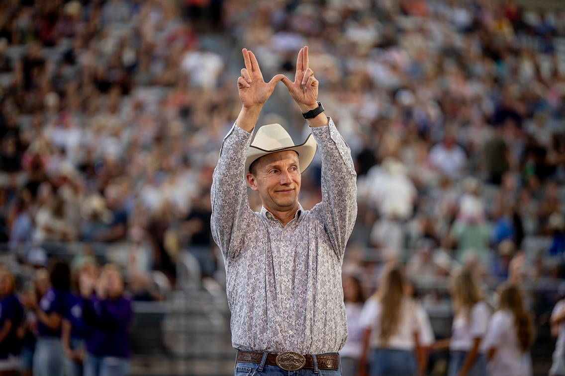 WeberStateU's tweet image. Thanks for a great night at the rodeo, @OgdenPioneerDay! 🐴