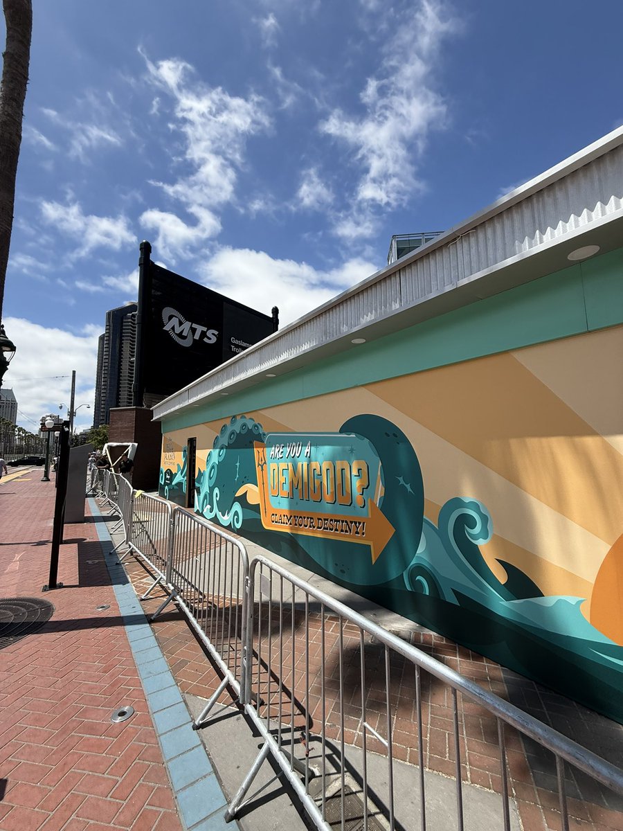 ParksAndCons's tweet image. #PerceyJackson build keeps growing. Very curious to see the final results #SDCC