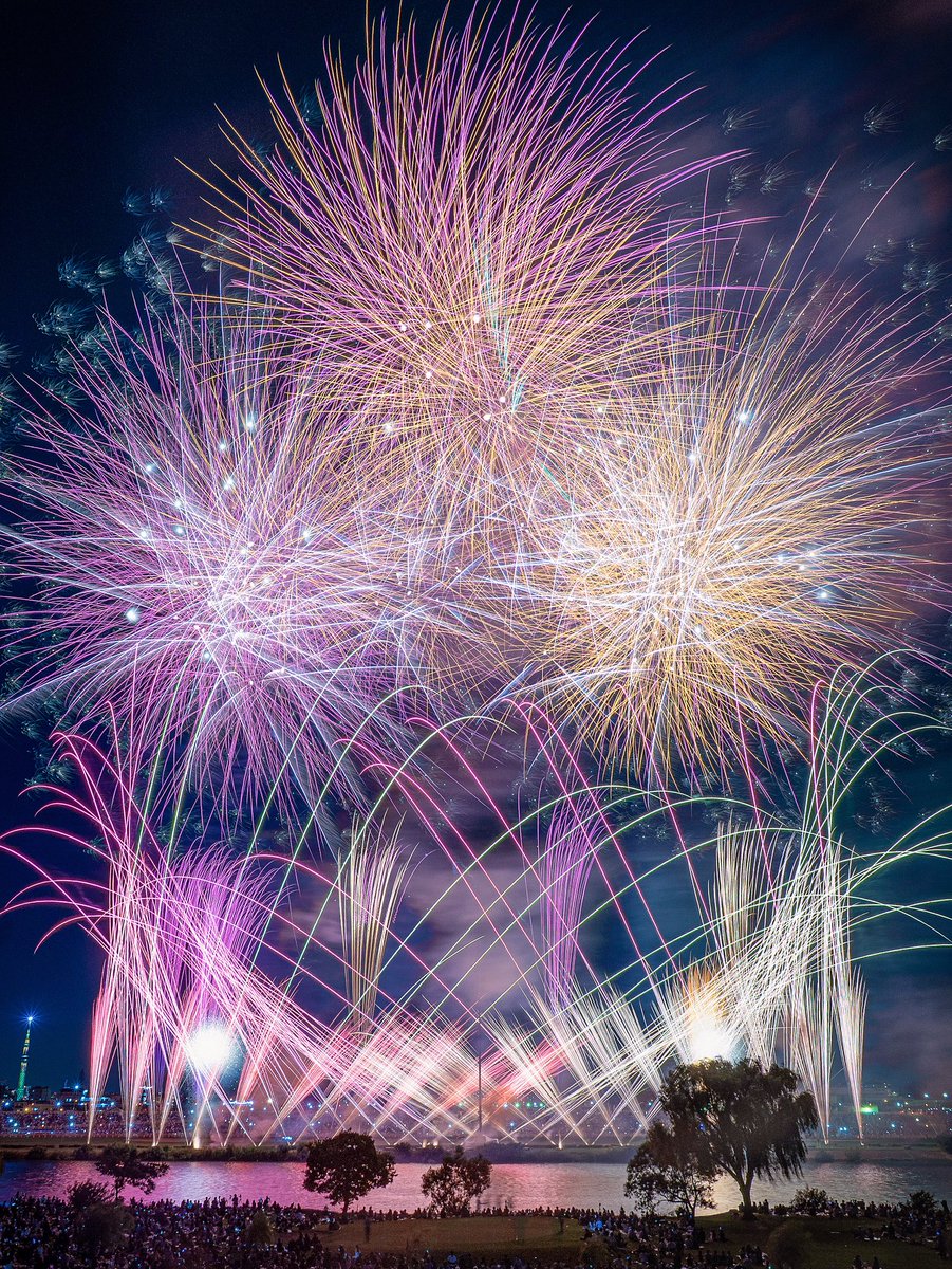nao157cm's tweet image. ✼•𓂃第59回 葛飾納涼花火大会𓂃•✼
初めて参戦した葛飾の花火大会🎆
スタートから圧巻な打ち上げ花火に河川敷から聴こえる多くの歓声がまた花火に色を添えて感動をたくさんくれました✨