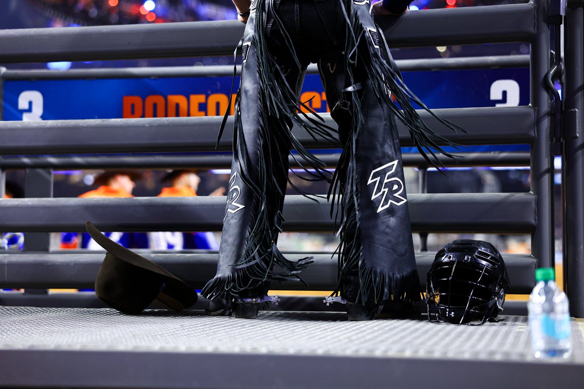 RODEOHOUSTON's tweet image. Boots, hats and all that 🤠