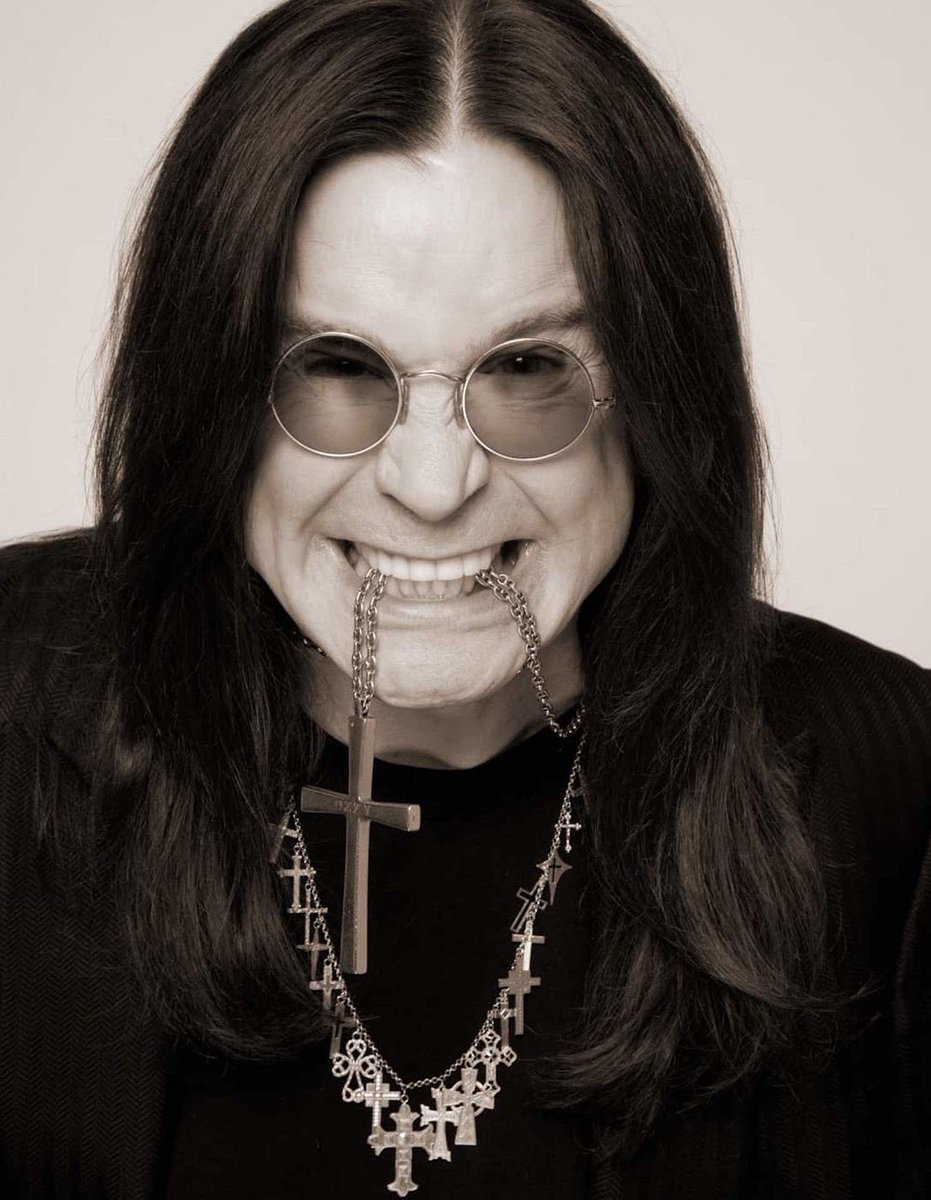 glenchevannes's tweet image. #RIPOzzy The world has lost not only a legend but a good man too. Your farewell concert with Black Sabbath in your hometown Birmingham, with your family around you, raised £140 million for charity & was the perfect end to an incredible life. Rest easy now 🤍🕊️ #ozzyosbourne