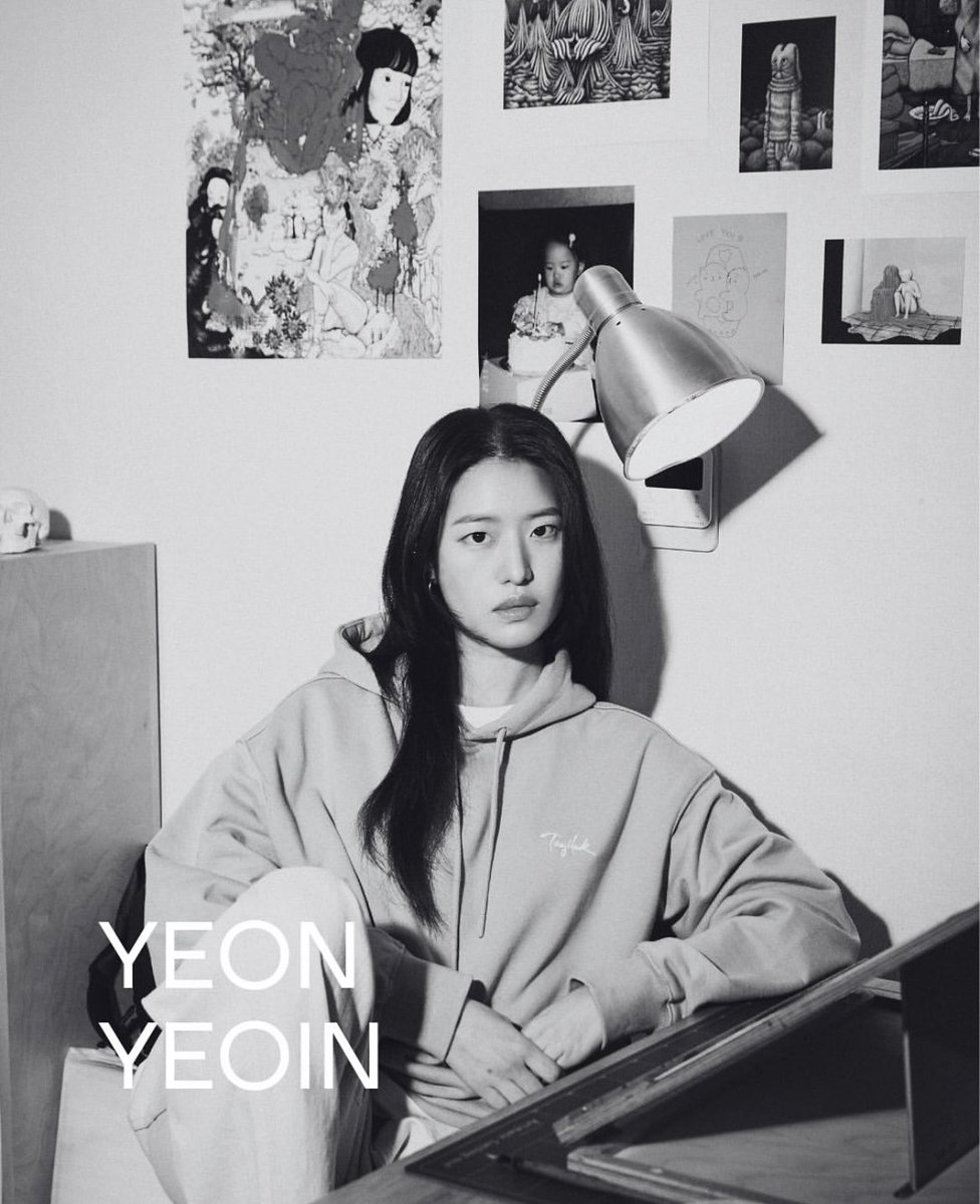 sonyejinpics's tweet image. visual artist yeon yeoin is the illustrator of &lt;no other choice&gt; teaser poster.
βposter illustration for director park chan-wookβs new film &lt;no other choice&gt;
drawn with ink on paper, digitally colored &amp; editedβ