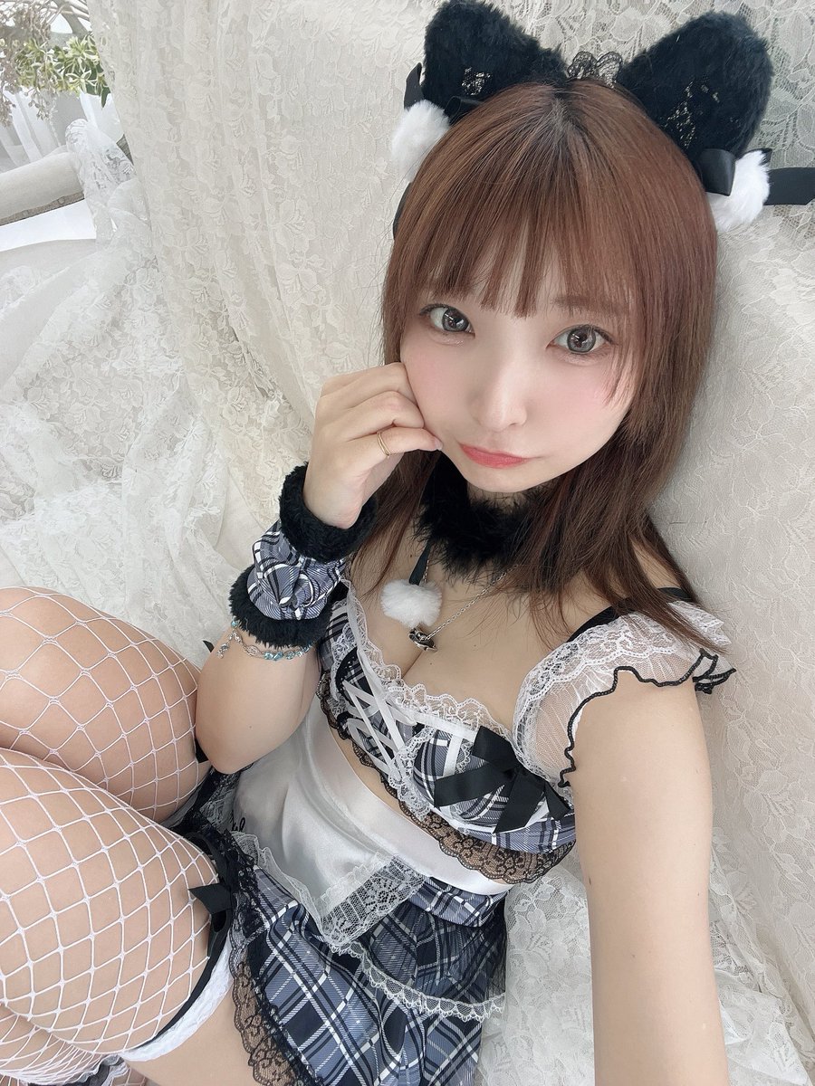 去年の今頃…/ᐠ. .ᐟ\ Ⳋ起きる🖤