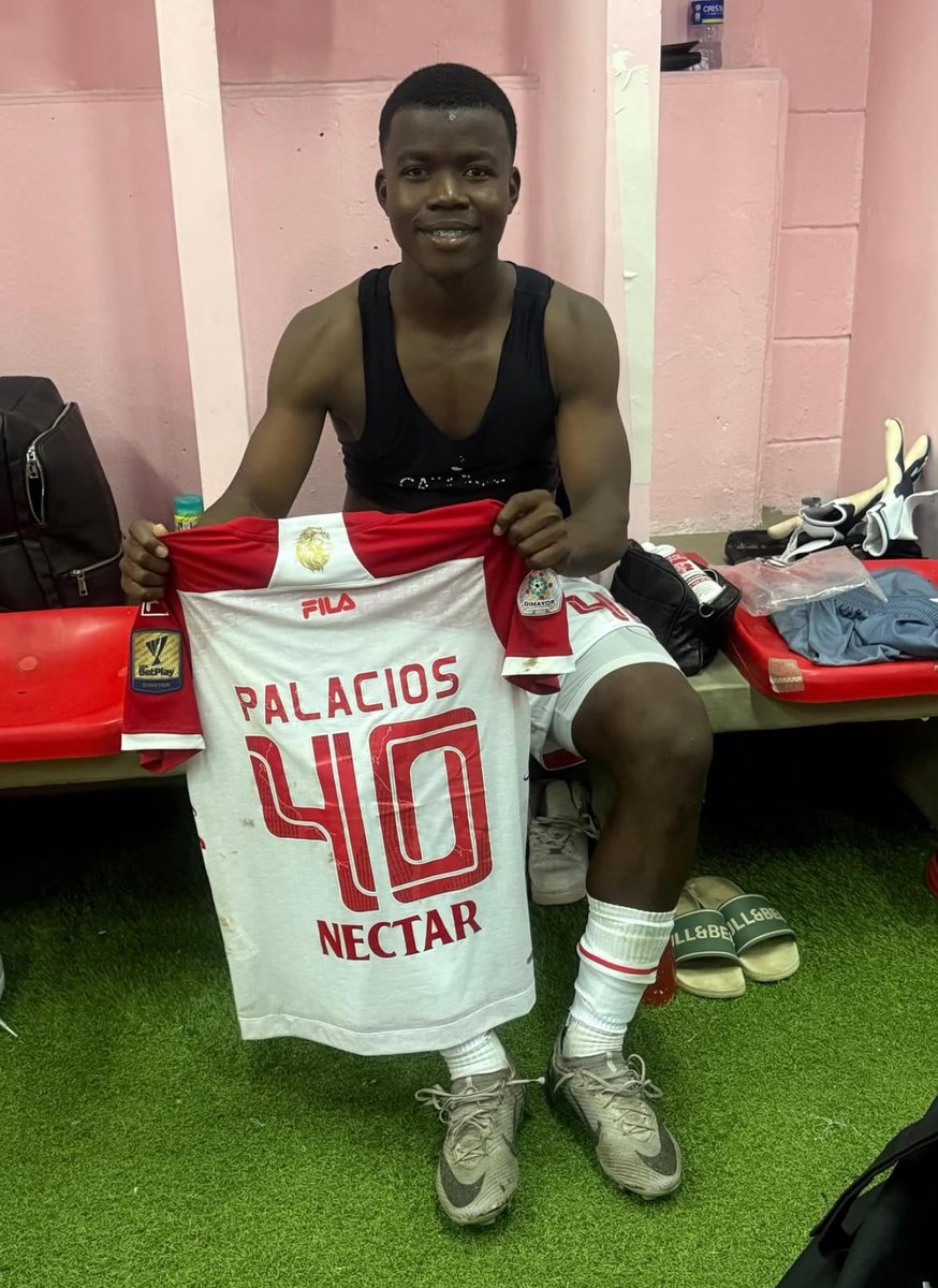 Miguel París (@soymiguelparis) on Twitter photo ¡La alineación de <a href="/SantaFe/">Independiente Santa Fe</a> 🇮🇩 para recibir a <a href="/AguilasDoradas/">Águilas Doradas</a> 🦅 !
5️⃣ Novedades con respecto al equipo que disputó la fecha 2 de la #LigaBetPlay 2025-II🏆
✅: Jhon Meléndez, Iván Scarpeta, Yilmar Velásquez, Martín Palacios y Angelo Rodríguez.
❌: Elvis Perlaza, Víctor Moreno, ¡La alineación de <a href="/SantaFe/">Independiente Santa Fe</a> 🇮🇩 para recibir a <a href="/AguilasDoradas/">Águilas Doradas</a> 🦅 !
5️⃣ Novedades con respecto al equipo que disputó la fecha 2 de la #LigaBetPlay 2025-II🏆
✅: Jhon Meléndez, Iván Scarpeta, Yilmar Velásquez, Martín Palacios y Angelo Rodríguez.
❌: Elvis Perlaza, Víctor Moreno,