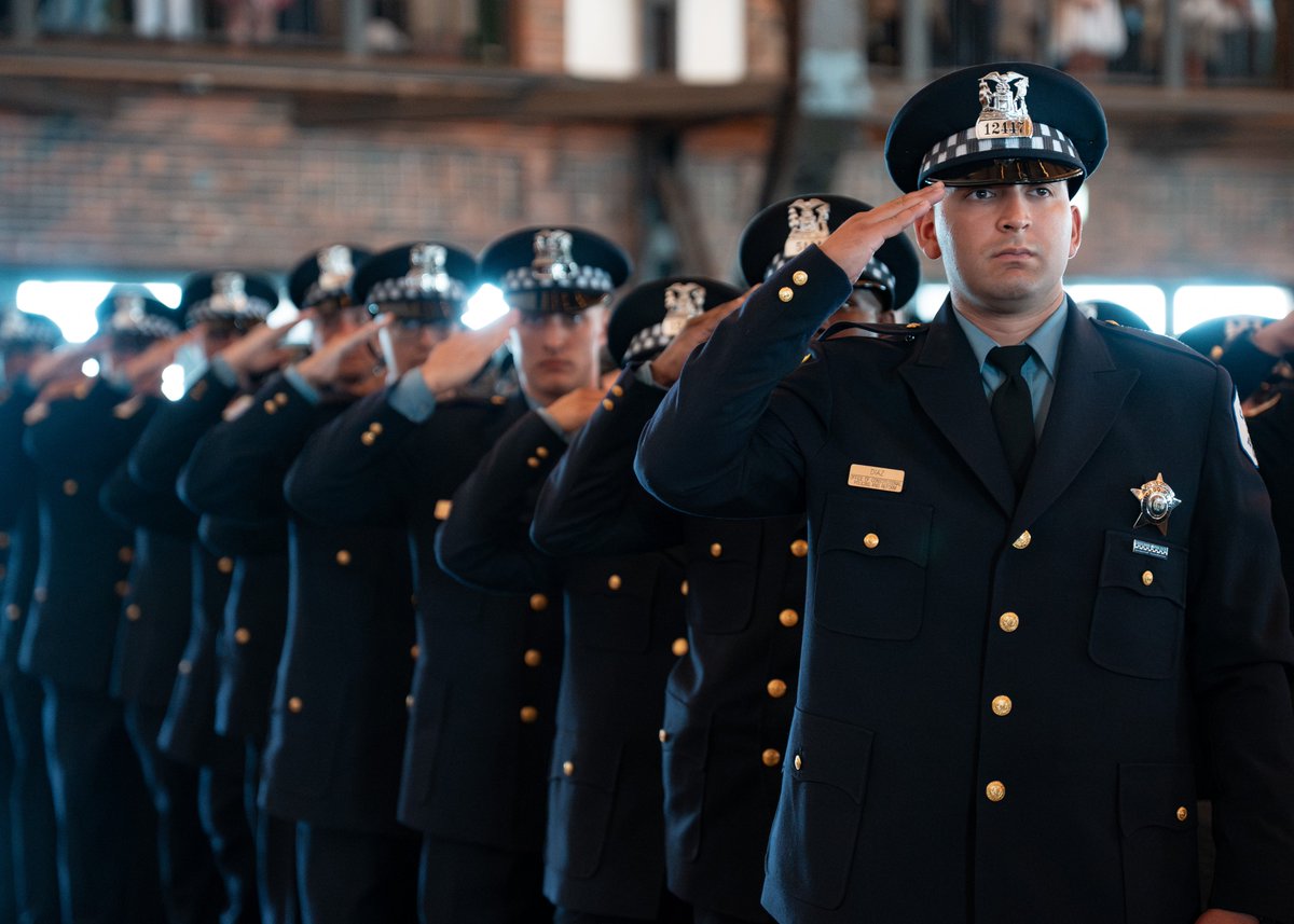 Chicago_Police's tweet image. The Chicago Police Department held a graduation and promotion ceremony at Navy Pier today recognizing recruits, sergeants, detectives, Field Training Officers and new Command Staff. Congratulations to everyone!