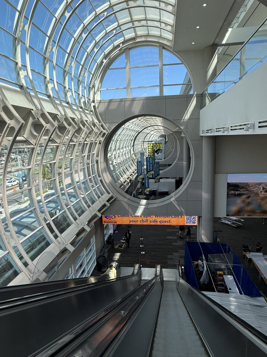ParksAndCons's tweet image. They say you can’t go home again, but there may be some exceptions… #SDCC #ComicCon
