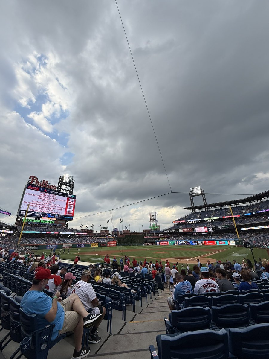 FollowedByFeds's tweet image. I’m just here for the Nelly concert tonight tbh.
LET’S GO PHILS! ⚾️