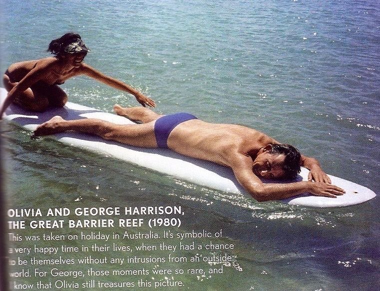 fingablisters's tweet image. queen olivia paddling with her hands while george js lays there like slime