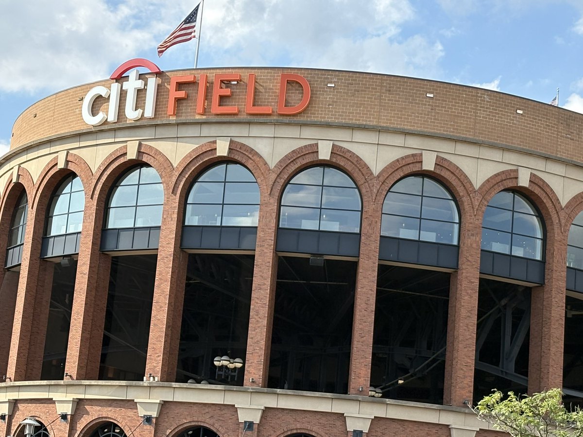Citi Field in New York ✅

As an added bonus, Kyle Hendricks is pitching for the Angels.

29 down, 1 to go. This is the last new one for this summer.