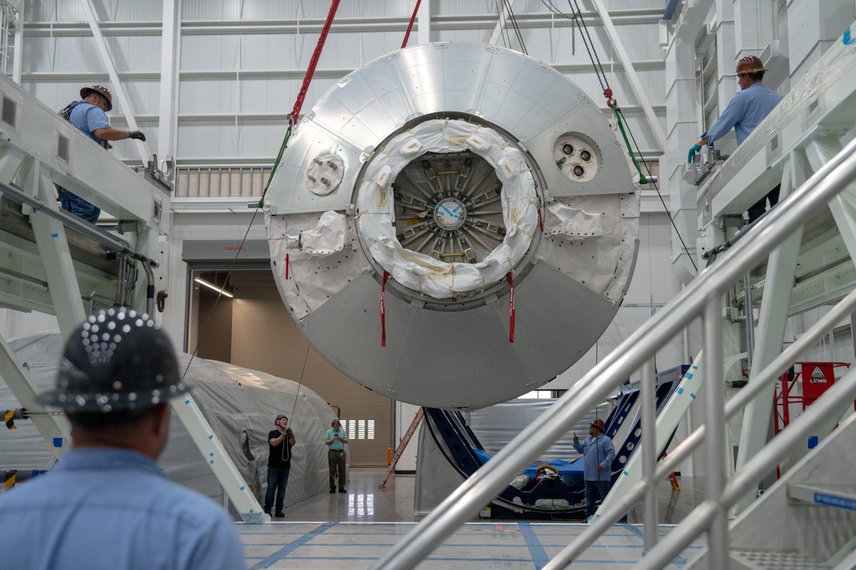 Axiom_Space's tweet image. One of many modules! Work on #AxiomStation continues and has expanded with the acquisition of this multi-purpose logistics module. The MPLM will allow us to adapt and evolve, ensuring that we continue to meet the demands of our customers in low-Earth orbit. #BuildingOpportunity