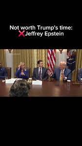 lisakrstin's tweet image. #DemsUnited #DemVoice1
Trump incredulously asked a reporter if they were still asking about Epstein & then he turns around & reopens an 18 year old feud with Rosie O'Donnell, posts about the Washington Commanders & Cleveland Guardians.
Trump will do and say anything to deflect.