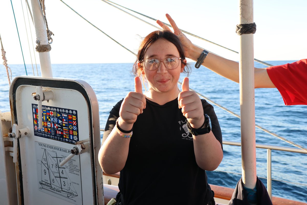 YoungEndeavour1's tweet image. ⚓Captain's Log V12/25 - Day 10
"What a twenty four hours that have been! Picking up from where we left off, with a perfect Snooksy-approved nav plan, making the best of the winds that had been given to us."
Full log on our website. 💻