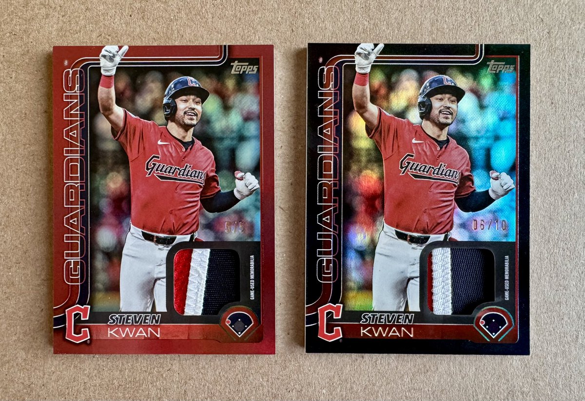 mikbaer's tweet image. added the black foil relic /10 to match my red foil relic /5
let me know if you see the Steven Kwan 1/1 foilfractor relic 🤩