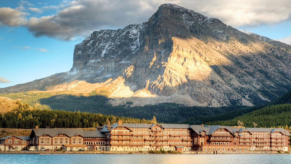 luusssso's tweet image. One thing America got right are the lodges of the National Parks system