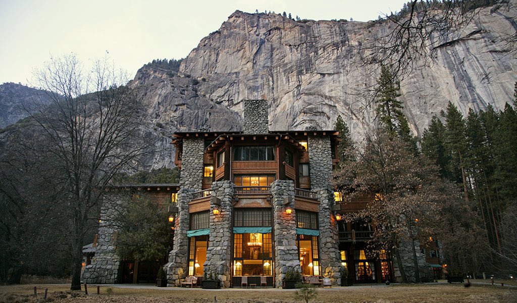 luusssso's tweet image. One thing America got right are the lodges of the National Parks system