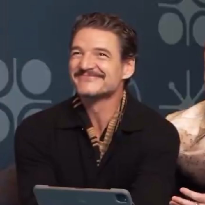 pedrobsession's tweet image. the duality of a man