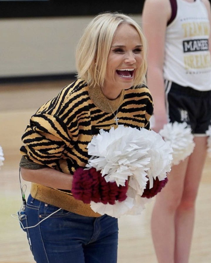 KChenoweth's tweet image. MOOD BECAUSE… Stumble has been picked up by ​⁠@nbc! We had the best time shooting the pilot and I cannot wait to be a recurring role in this series 📣