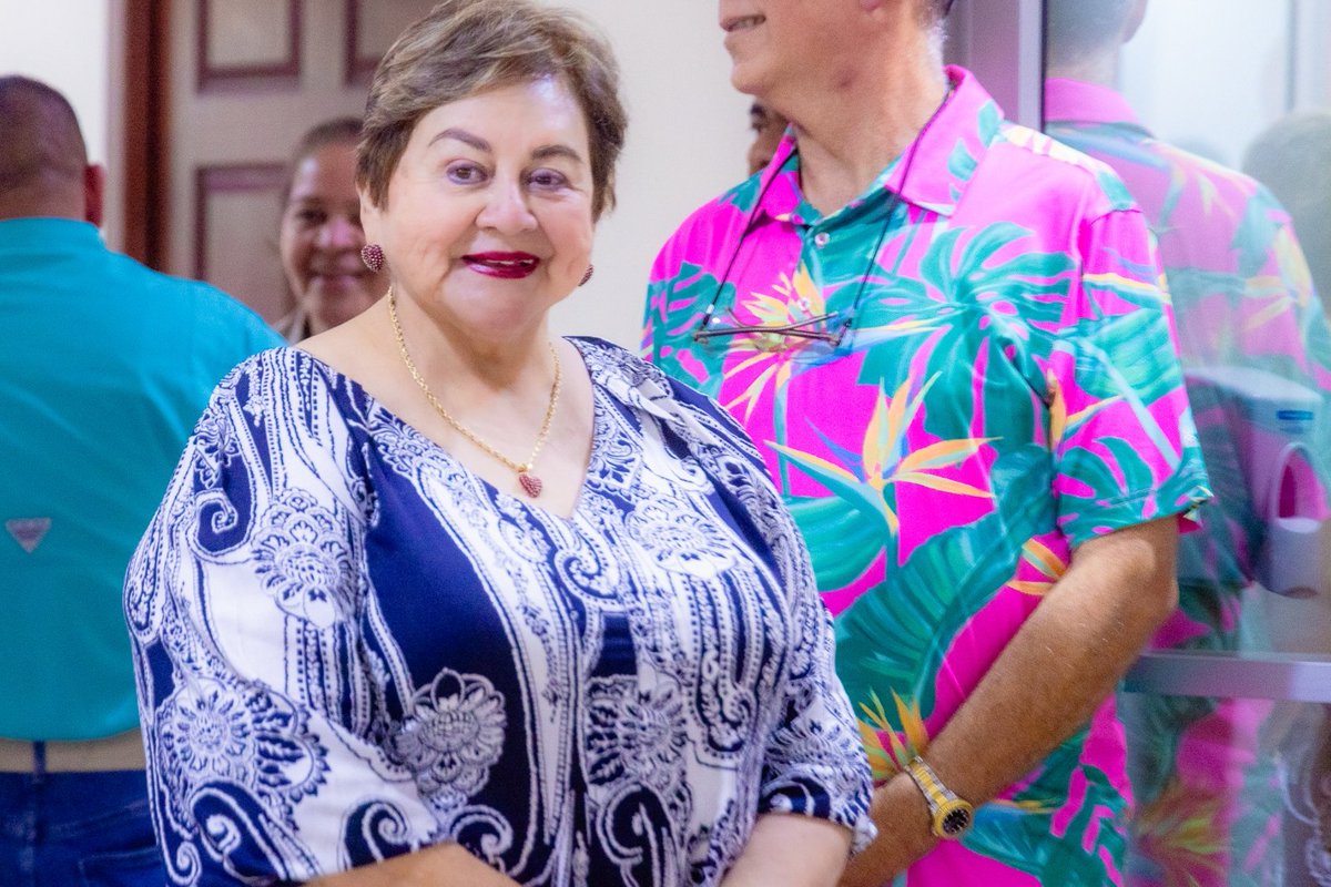 Milagro Navas Quintanilla tweet media
