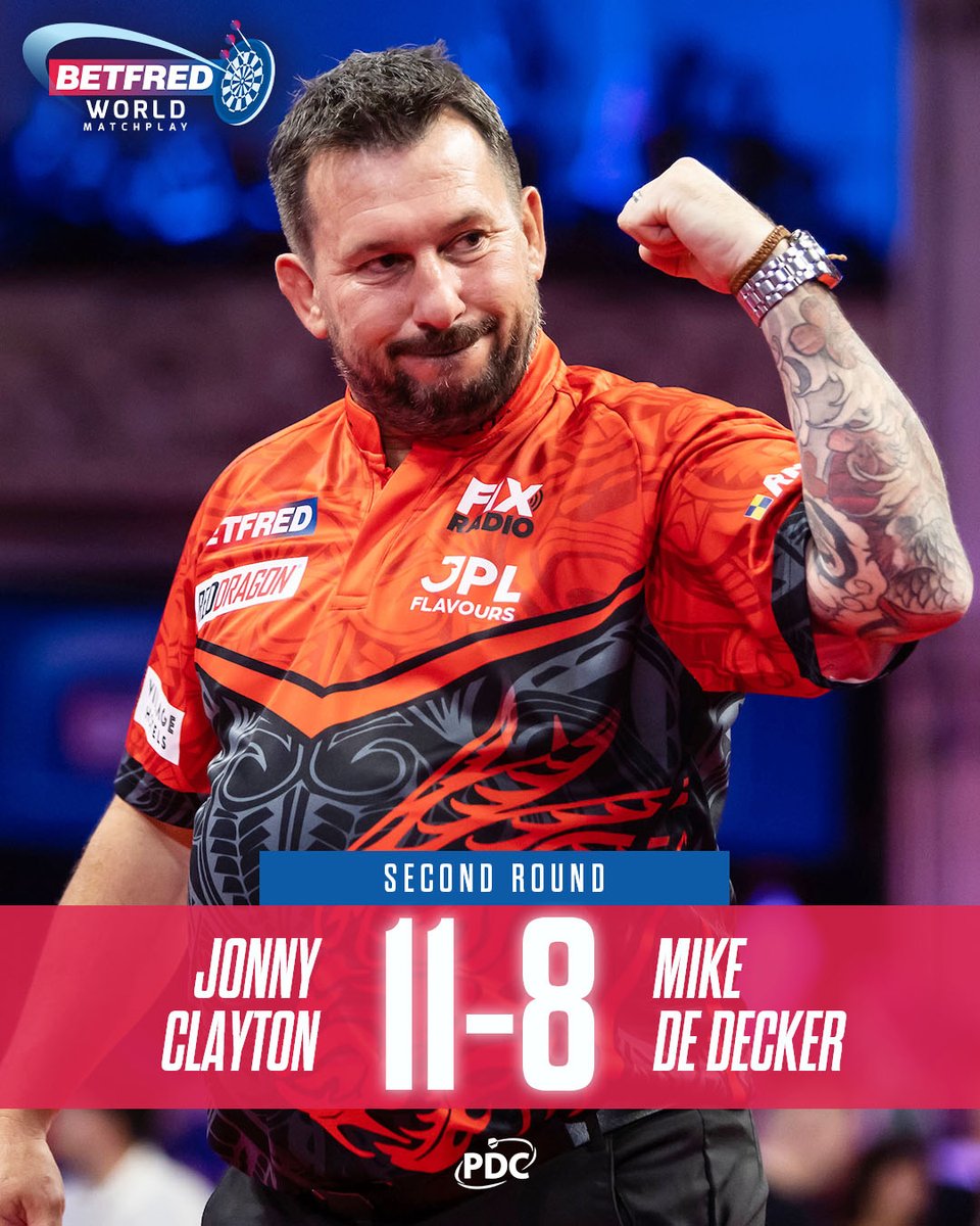 OfficialPDC's tweet image. Jonny Clayton through to the last eight in Blackpool for just the second time in his career...
📺 bit.ly/25WMPLive
#MatchplayDarts | R2
