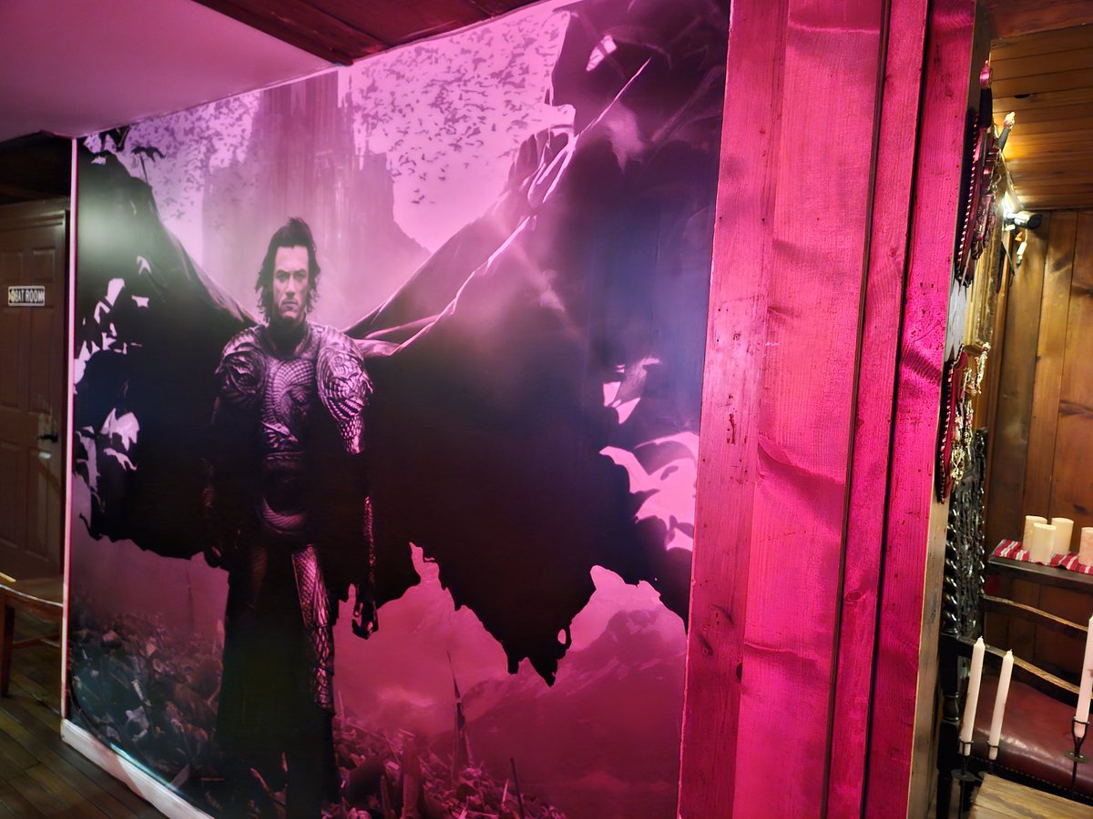 JennyENicholson's tweet image. As it happens the last time I was in Connecticut I went to a great vampire-themed restaurant