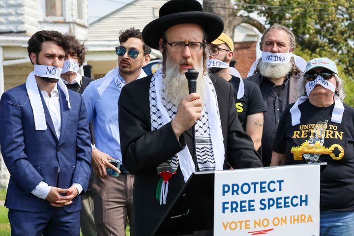 CAIRAction's tweet image. At a press conference outside Speaker Coughlin’s office, Ali Aljarrah of @CAIRActionNJ
stood alongside Jewish activists, Muslim community leaders, civil rights advocates, and free speech defenders to oppose Bill A3558 — a bill that would codify the IHRA definition of antisemitism…
