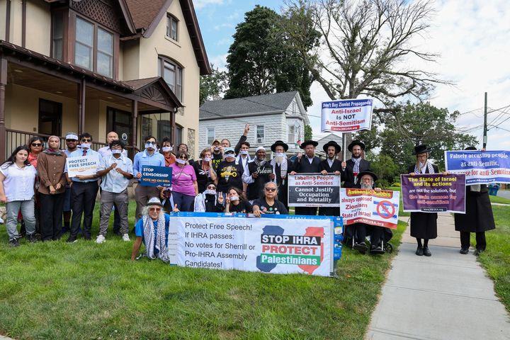 CAIRAction's tweet image. At a press conference outside Speaker Coughlin’s office, Ali Aljarrah of @CAIRActionNJ
stood alongside Jewish activists, Muslim community leaders, civil rights advocates, and free speech defenders to oppose Bill A3558 — a bill that would codify the IHRA definition of antisemitism…