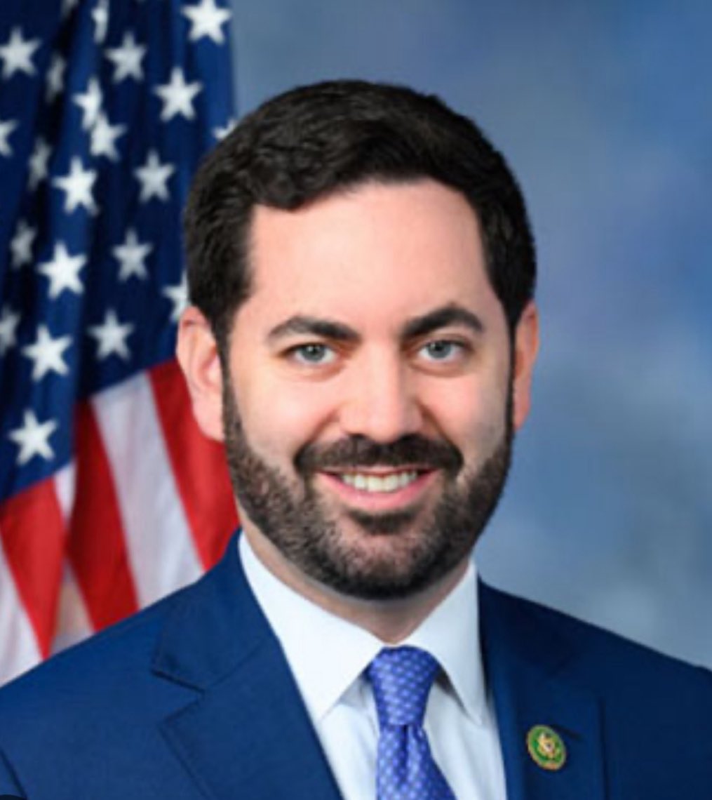 tararosenblum's tweet image. BREAKING 🚨Congressman Mike Lawler (NY-17) has made a decision about whether or not to run for New York Governor. I will have an exclusive interview in the morning on News 12. Stay tuned…
@News12 @RepMikeLawler @lawler4ny