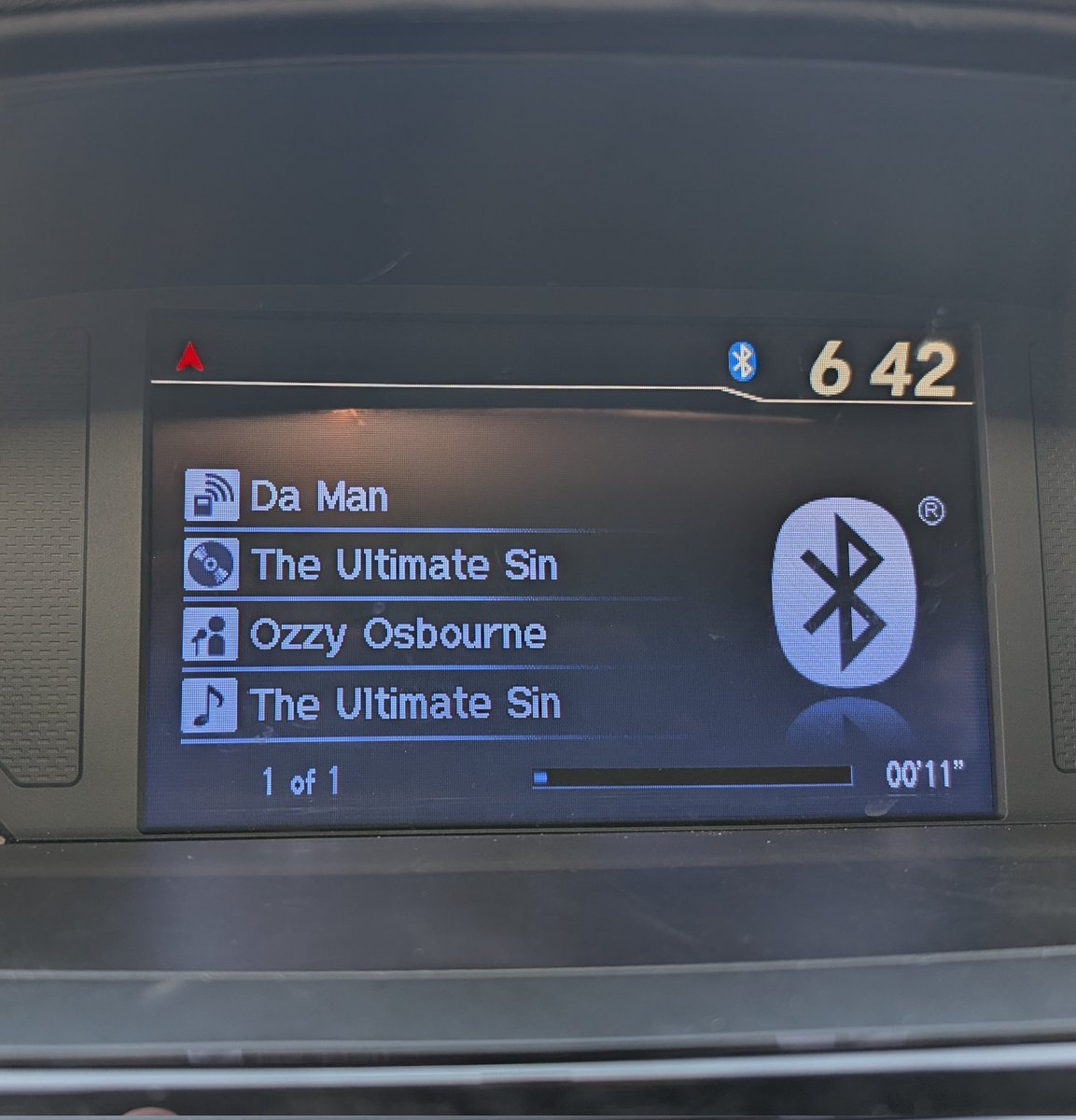 coffeewifme's tweet image. Realizing that my stereo in the car doesn't get loud enough π