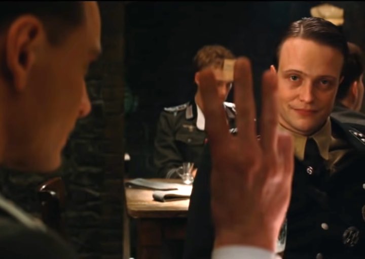 amruthapotnuru's tweet image. >asks you to betray a friend
>you don’t
>says you have no bad character, low integrity, and aren’t trustworthy
moral genius right here