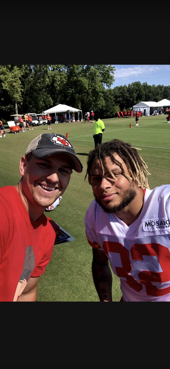 Happy retirement to one of my all time favorite players!! Thank you! <a href="/Mathieu_Era/">Tyrann Mathieu</a>