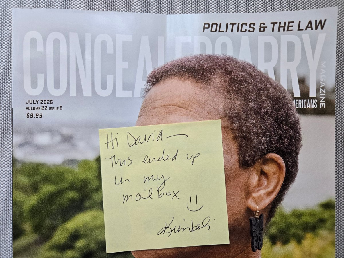TheDavidPiv's tweet image. I have a neighbor who's a nice enough lady but a giant shitlib who rants to me about Trump non-stop because I strategically avoid discussing my politics with her. But I think the cat's out of the bag now...