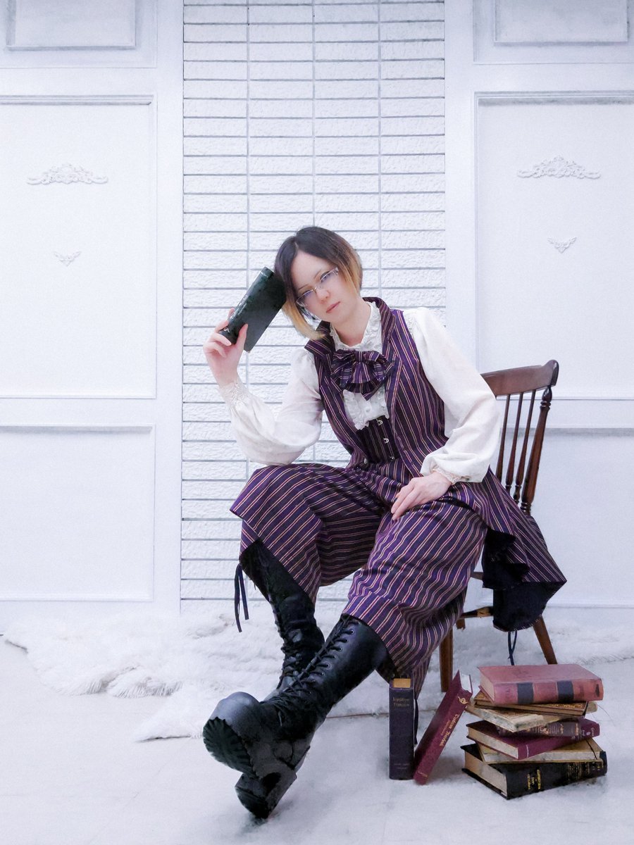 Akito_midnight's tweet image. 『Bibliophile』
#Portrait #KIST札幌  
#Triplefortune #Victorianmaiden