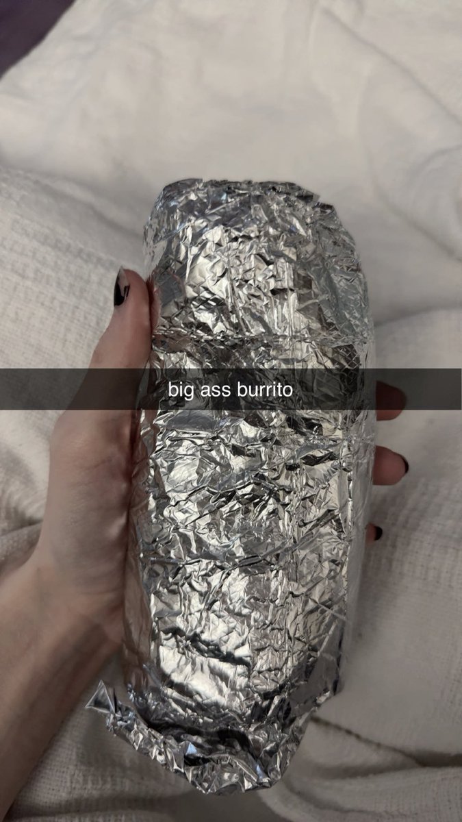 coldh3artt's tweet image. thinking ab this burrito my parents brought me while i was in the hospital last week 😭