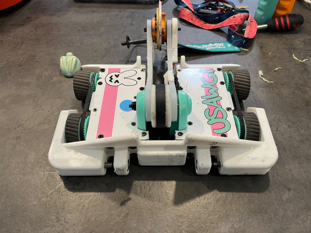 MintyK_'s tweet image. 1 rabbit ready for this weekend. second will be built tomorrow:3