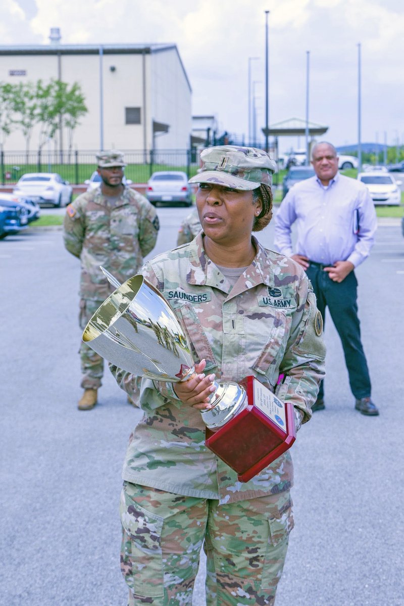 EighthArmyKorea's tweet image. Bravo to the 581st Field Feeding Co. of the @2INFDIV Sustainment Bde. who won the Phillip A. Connelly Competition as best Field Feeding Co. The competition is a national culinary challenge within @USArmy's food service program. They're the best at feeding warriors in the field!