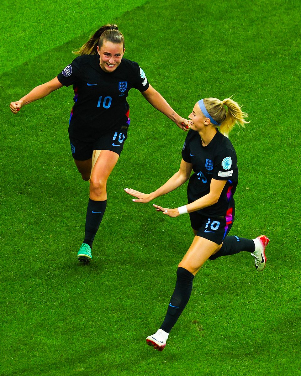 WomensGameMIB's tweet image. Scoring a rebound penalty kick in extra time of the Euro semi-finals?
It's an England thing 🤷♀️