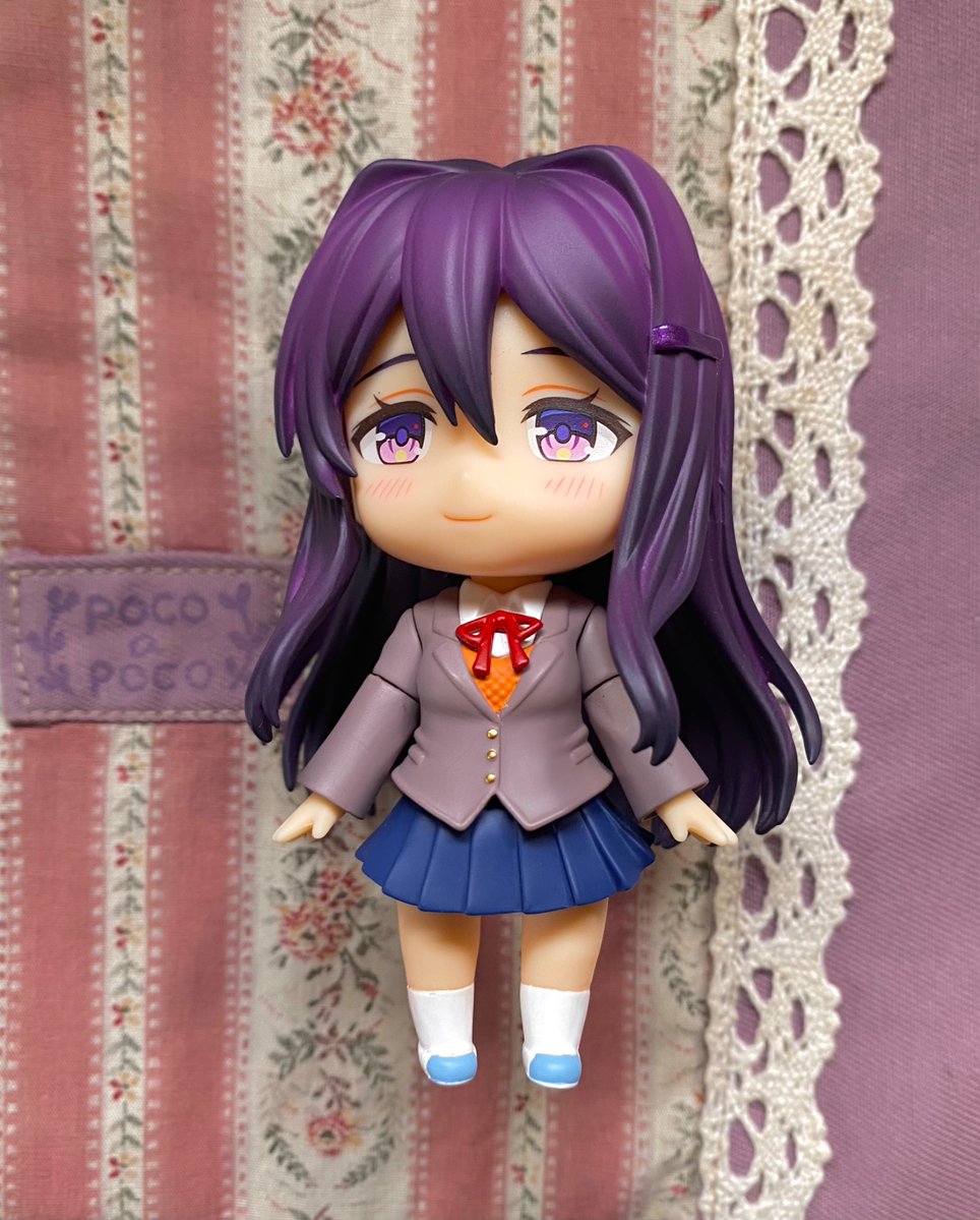 ddlcyuribot's tweet image. she&apos;s so cutieful in every form (ꈍᴗꈍ)