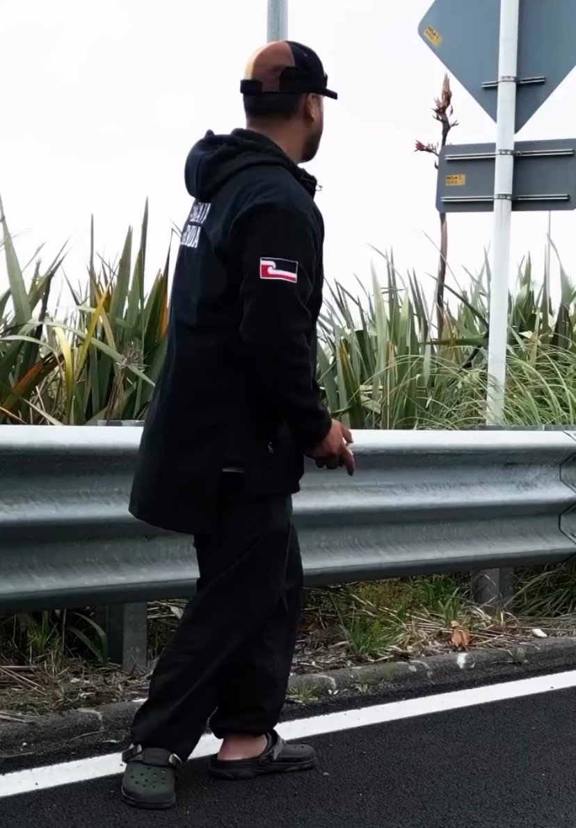 Suitandtie9999's tweet image. Beyond reckless and with zero consequences.
Why was a former employee of John Tamihere’s Waiparera Trust allowed to use a drone to film the hikio crossing the harbour bridge, despite having no prior clearances from police, @CivilAviationNZ @AklTransport or @nztamain
OIA…
