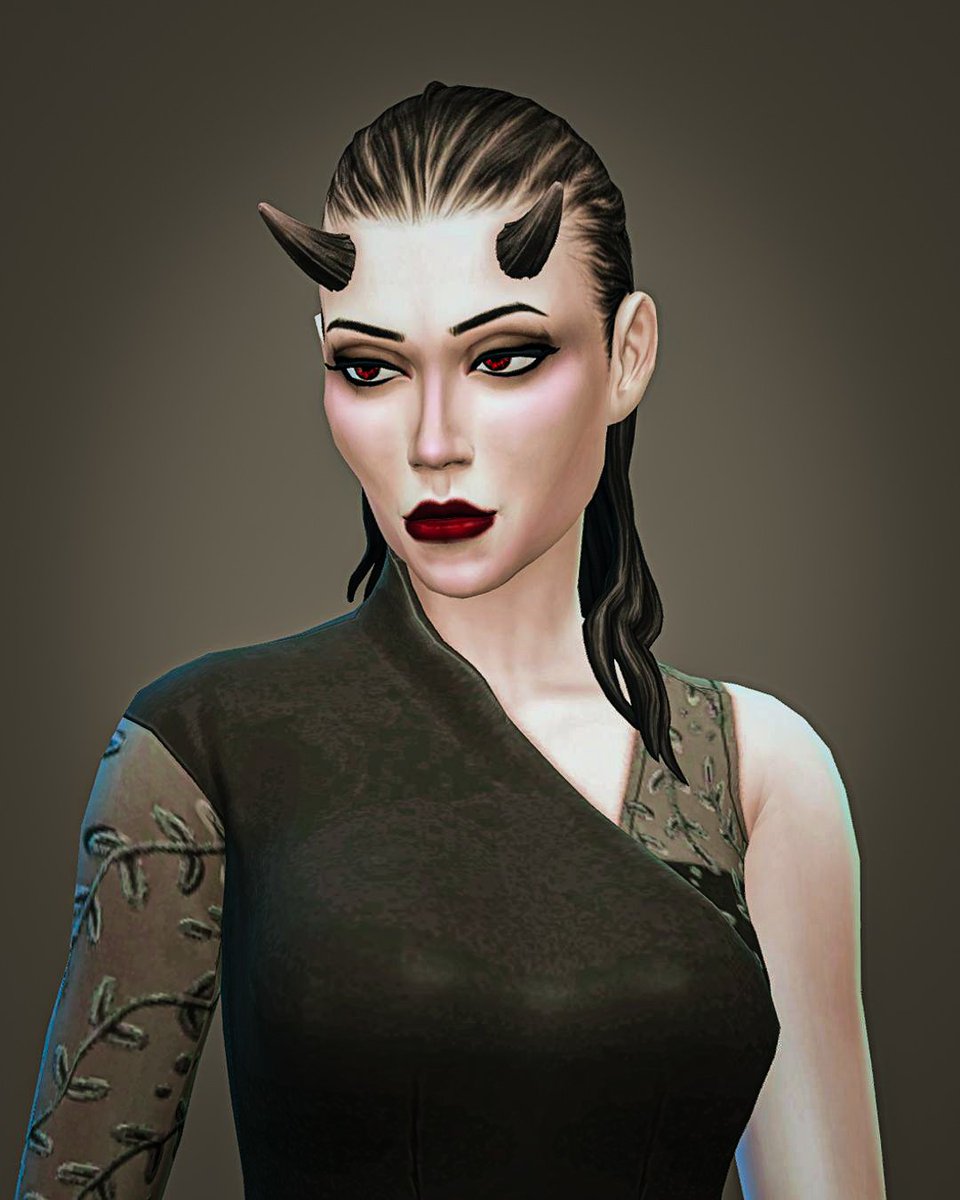 create4sims's tweet image. A betrayed fairy who lives in isolation. She's powerful and cold but protects nature in her own dark way.
#EAPartner #TheSims4