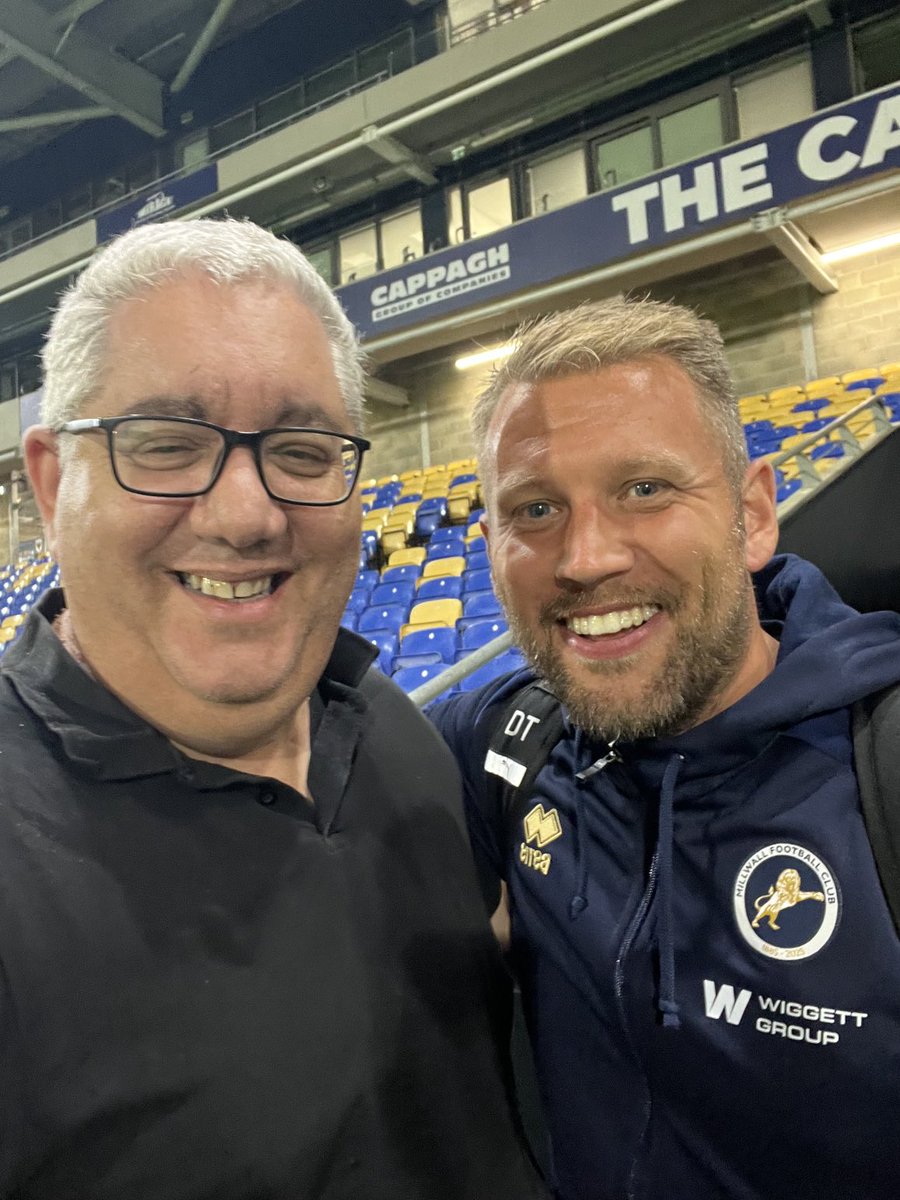 BroadcastMoose's tweet image. Great catching up with @MillwallFC Goalkeeping Coach @DMTkeepers at Plough Lane tonight, good luck for the season ahead my friend