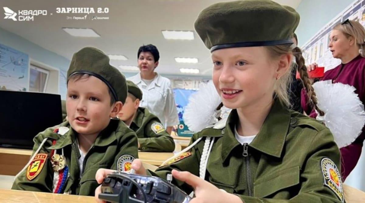 LANACION's tweet image. Una investigación revela que Rusia utiliza a niños y adolescente para diseñar y probar sus drones militares lanacion.com.ar/el-mundo/una-i…