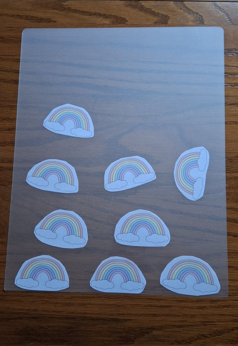 MysticRoseYT's tweet image. POV when you are a mom, but also crafty, you make your own  version of games. #TicTacToe #CraftyMom #unicorn #rainbow #DIY