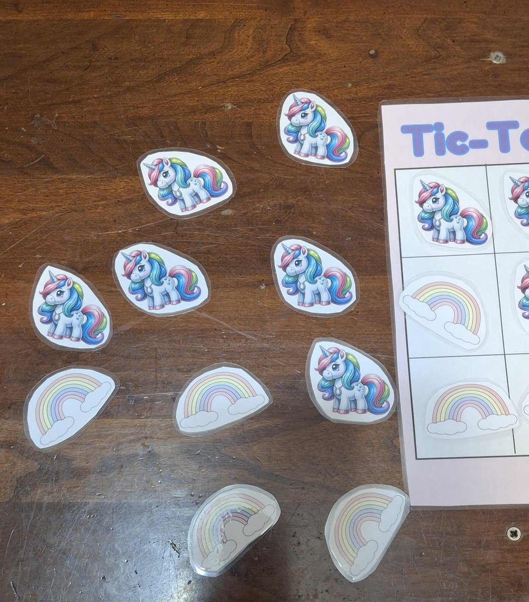 MysticRoseYT's tweet image. POV when you are a mom, but also crafty, you make your own  version of games. #TicTacToe #CraftyMom #unicorn #rainbow #DIY