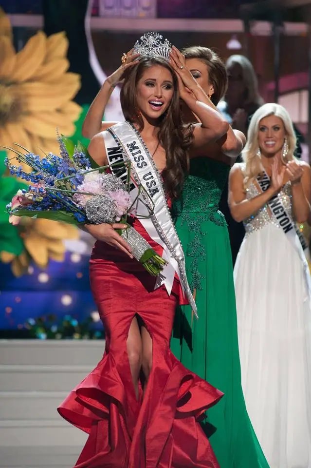 PaulStans1's tweet image. I am loving that this season Nia found her voice. This woman is beautiful, vulnerable, kind and now stands up for herself. We need more people like Nia on Bravo. Miss USA, you are so beyond loved💄👑👸🩷. #TheValley