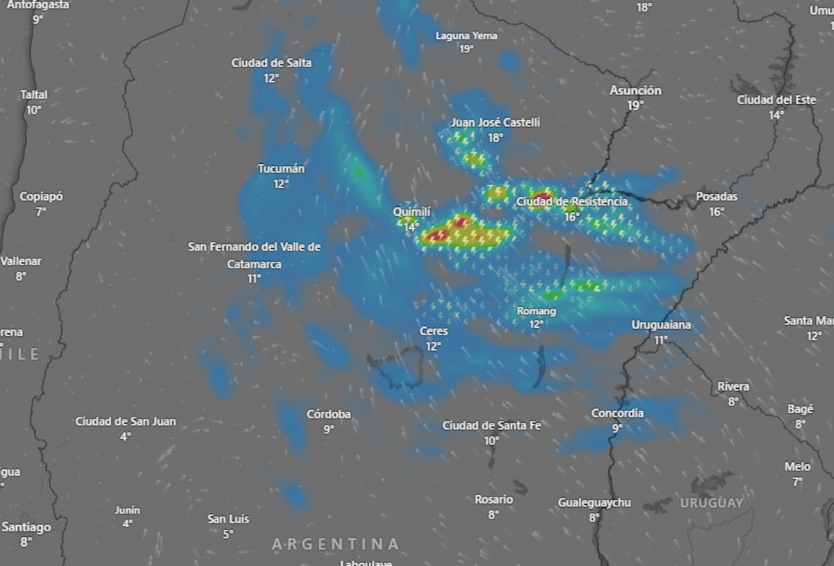LANACION's tweet image. Hay alerta amarilla por lluvias y frío extremo para este miércoles 23 de julio: las provincias afectadas lanacion.com.ar/sociedad/hay-a…