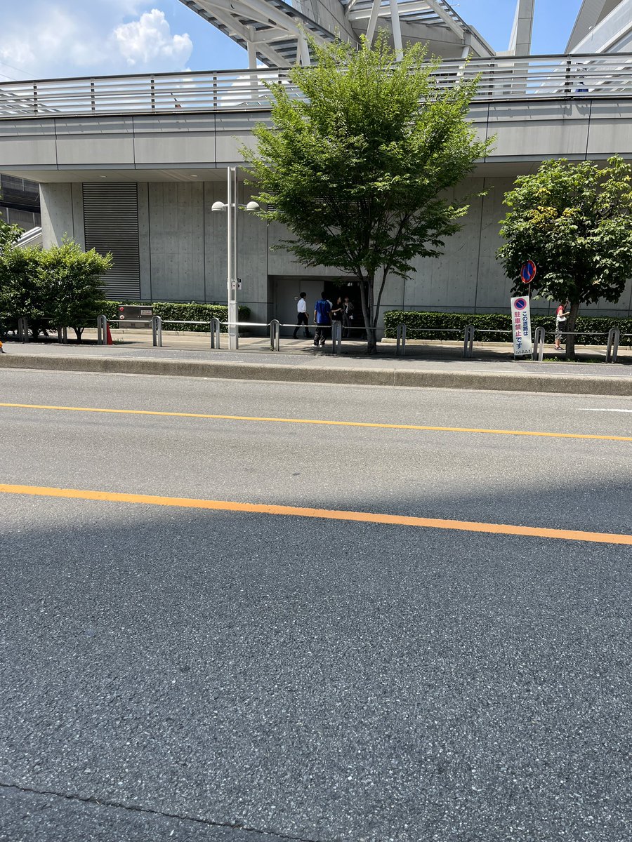 うんりん tweet media
