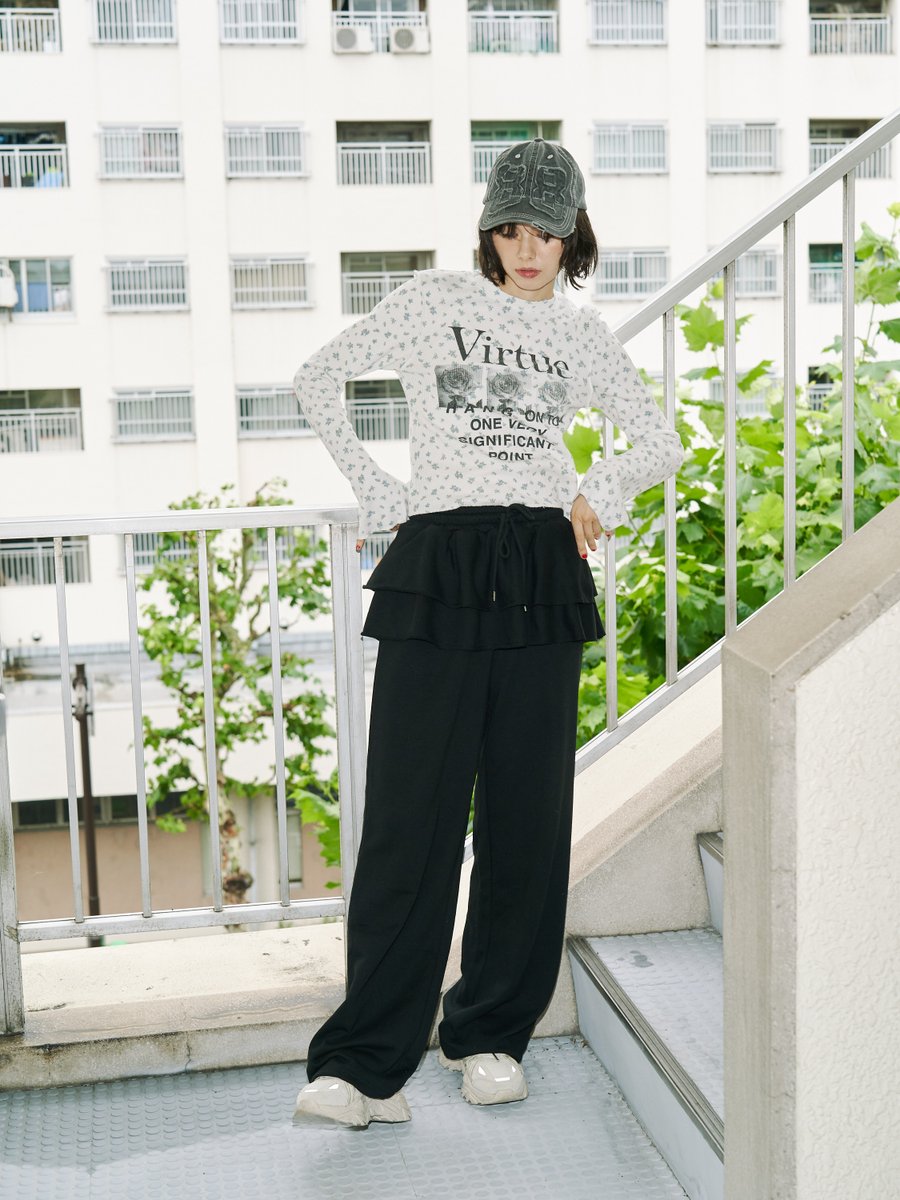 jouetie_com's tweet image. . ݁₊ ⊹ . ݁ 𖹭 ݁ . ⊹ ₊ ݁.
スカートレイヤードスウェットパンツ♥
PREORDER受付中⊹₊ ⋆
↓↓↓
runway-webstore.com/ap/item/i/m/08…