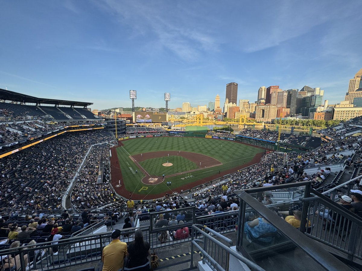 PaulHembo's tweet image. One of America’s best baseball cities, hands down. The pleasure was ours 🖤💛
