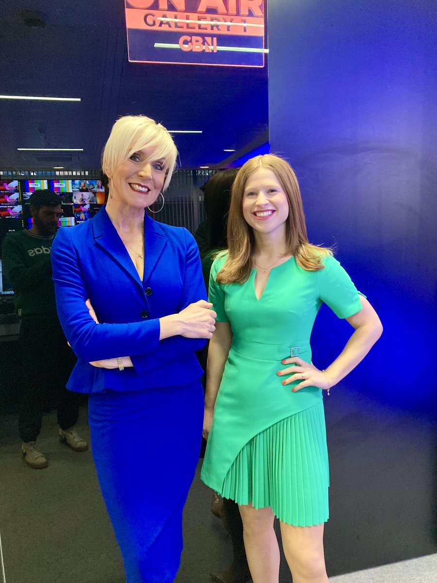 DawnNeesom's tweet image. Happy birthday to the gorgeous @CarverEmily 🎂 #Birthdaygirl #GBNews