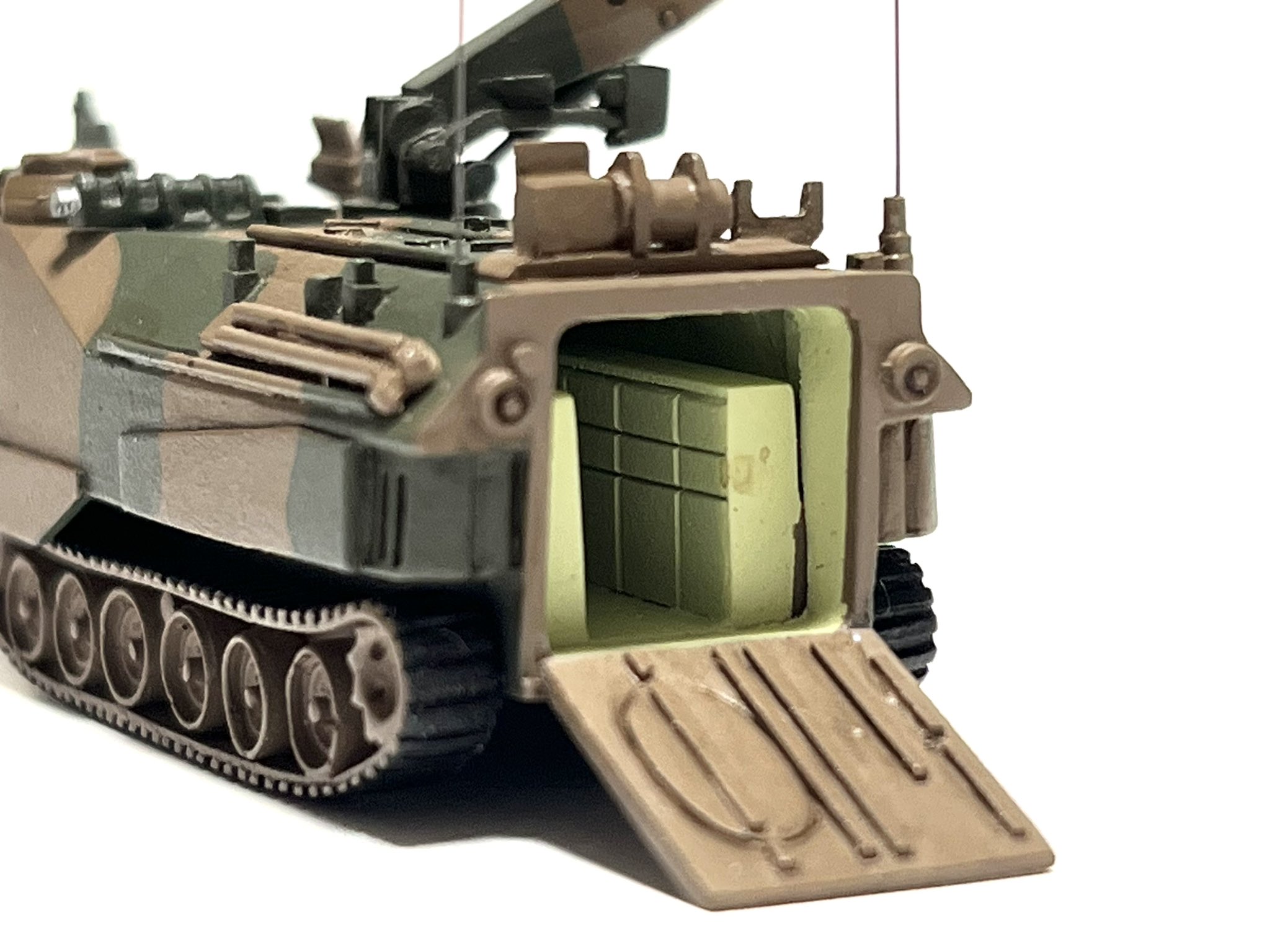ミキシング 模型 1/48 16式 キットに改造を施してます。 1/48 16式機動戦闘車 製作（その7 完成） - Ganponブログ